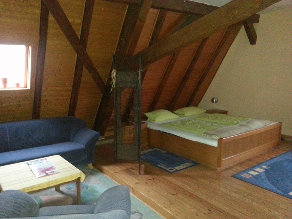 Hotel Blaues Haus Otterberg Ruang foto